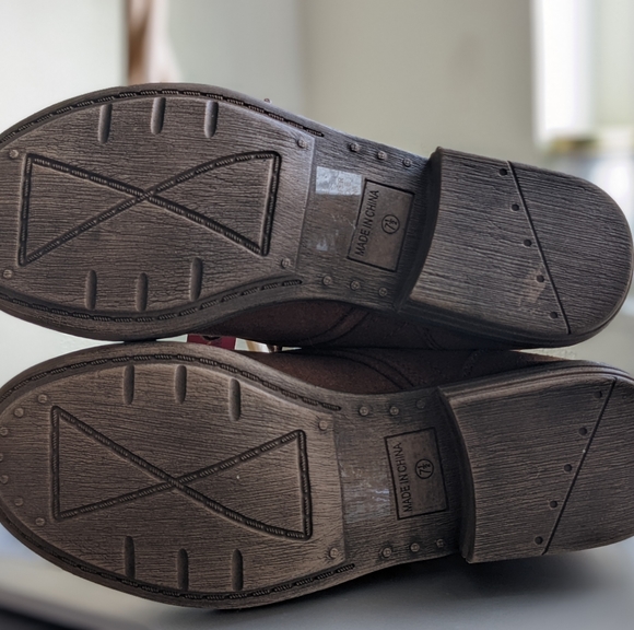 American Rag Boots - Picture 2 of 4